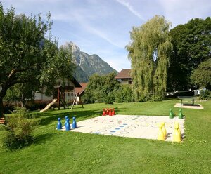 Spiele- & Buchhotel Tschitscher